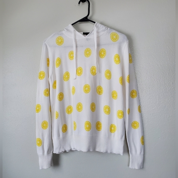 NWT Aqua Lightweight Knit Lemon Sweater Size Small - Picture 2 of 5